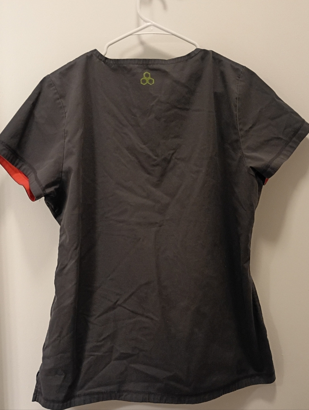 Scrub Top - Picture 2 of 3